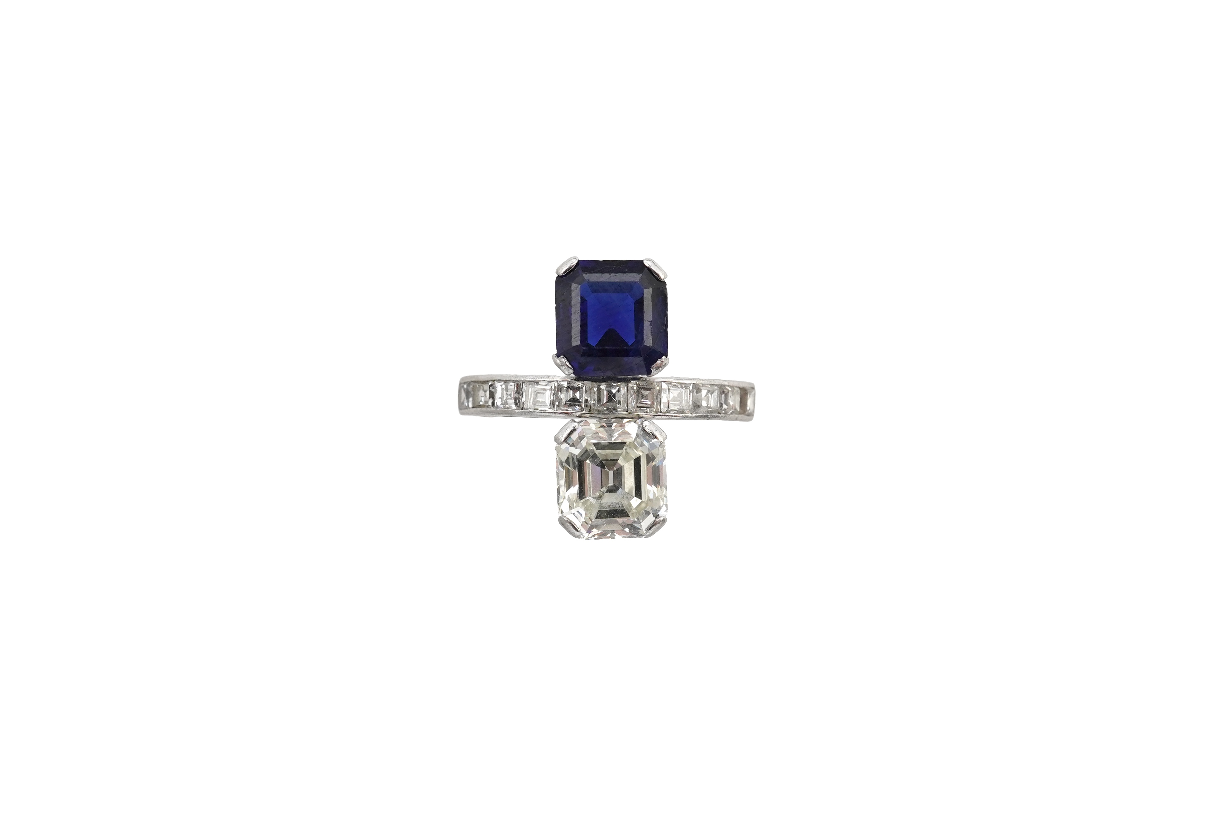 An Art Deco sapphire and diamond 'toi-et-moi' ring, 1930s